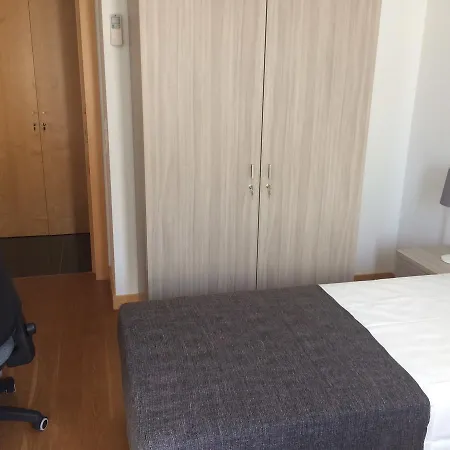 Be Lisbon Residence Laranjeiras Проживание в семье *