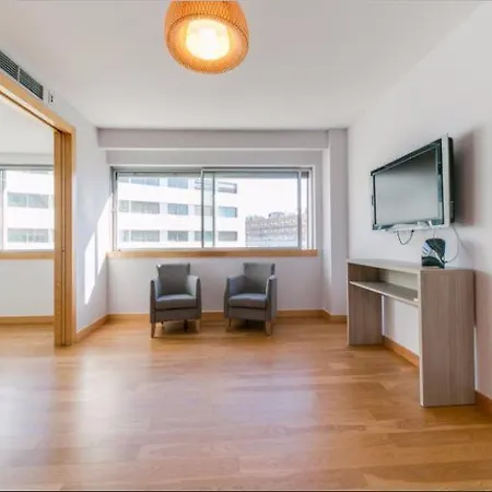 Проживание в семье Be Lisbon Residence Laranjeiras Лиссабон