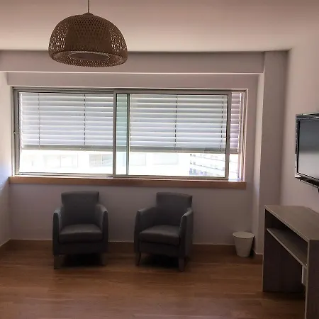 Проживание в семье Be Lisbon Residence Laranjeiras Лиссабон